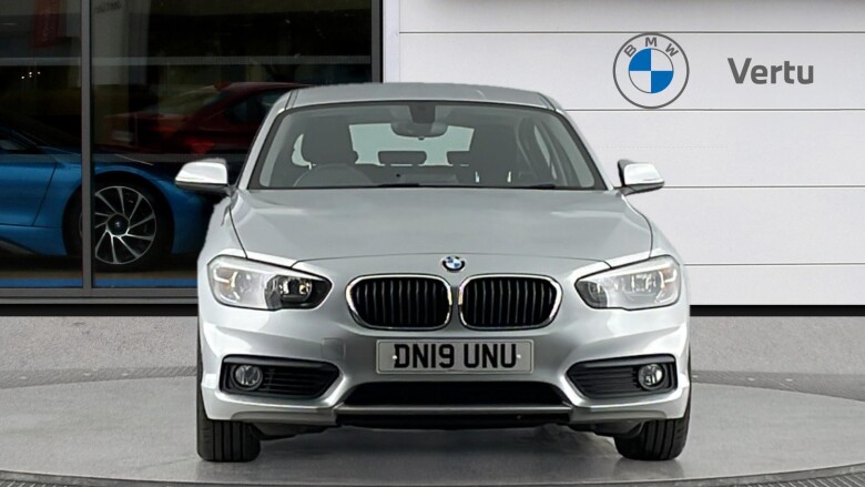 BMW 1 Series 118i [1.5] SE 5dr [Nav] Petrol Hatchback